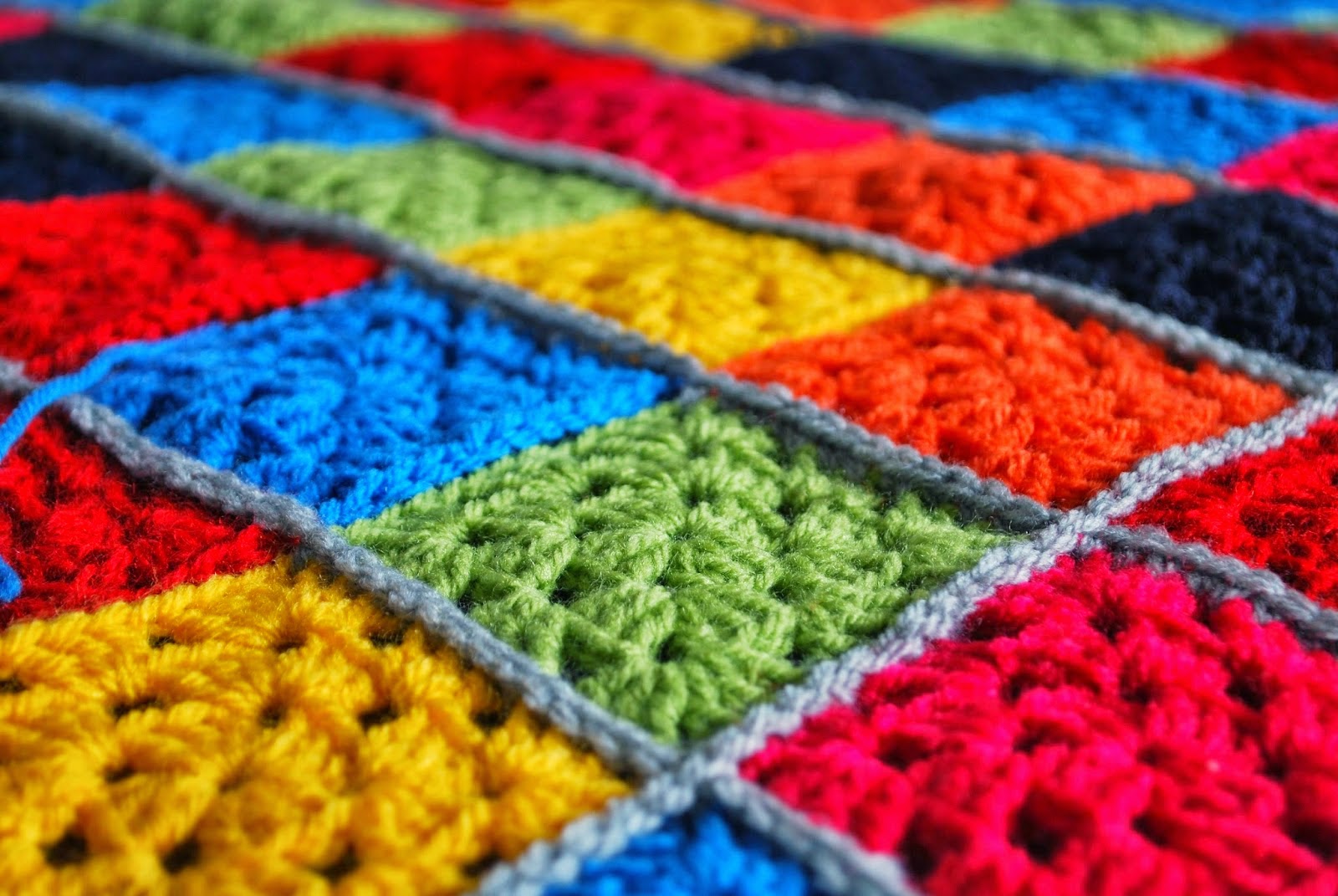 Granny square blanket in de maak