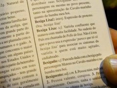 Lançado dicionário com ‘nordestinês’ para ajudar médicos cubanos