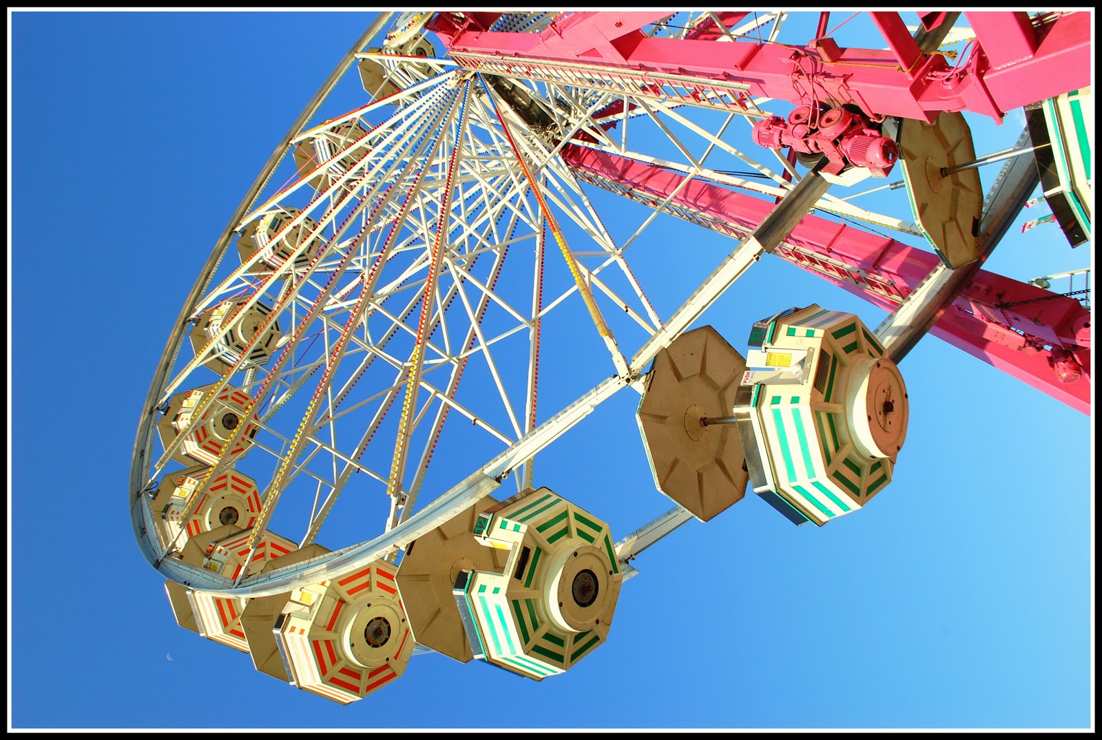 Shutterbugs Capturing the World Around Us: September 2011