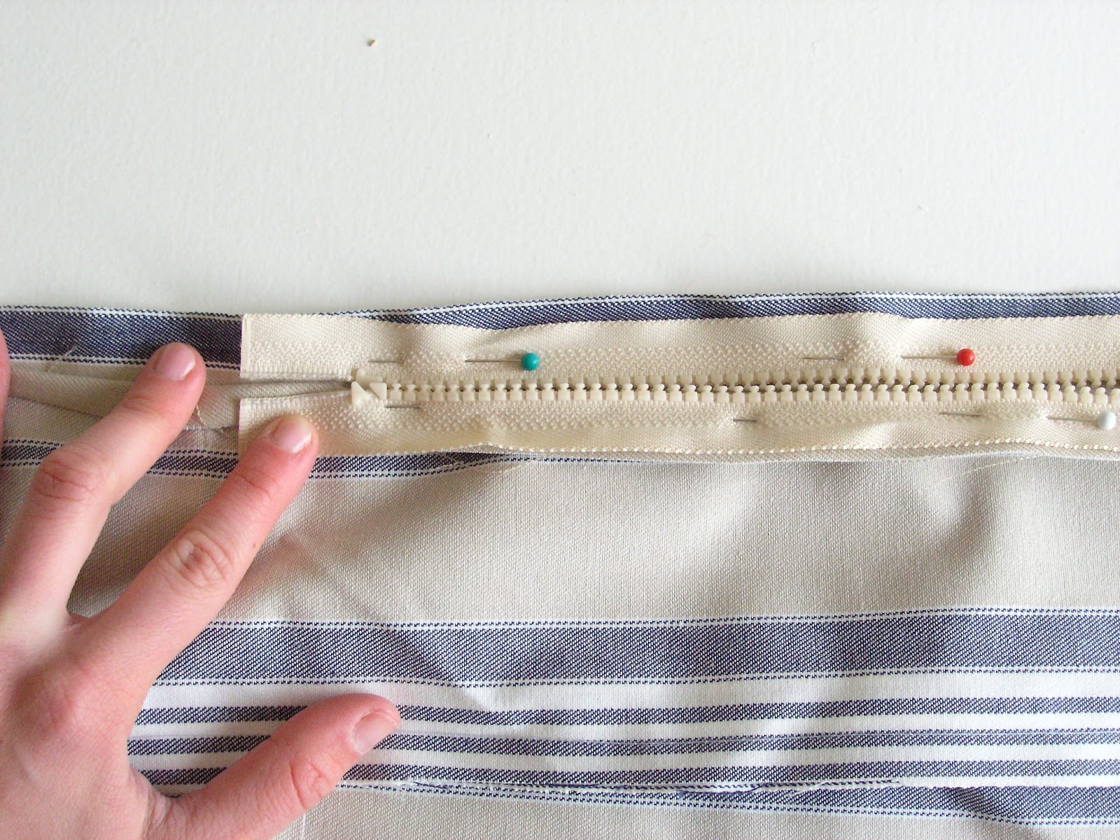 made.by.me* DIY Dog Bed