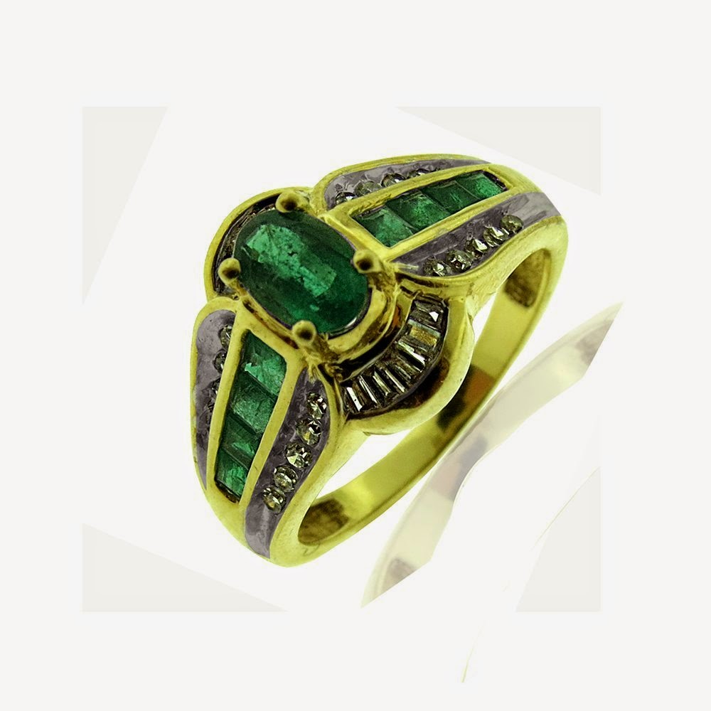 emerald diamond ring