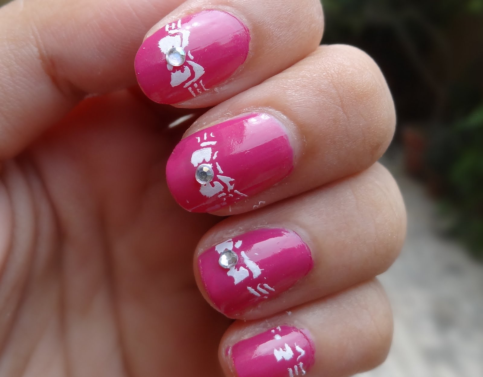 bow on nail art