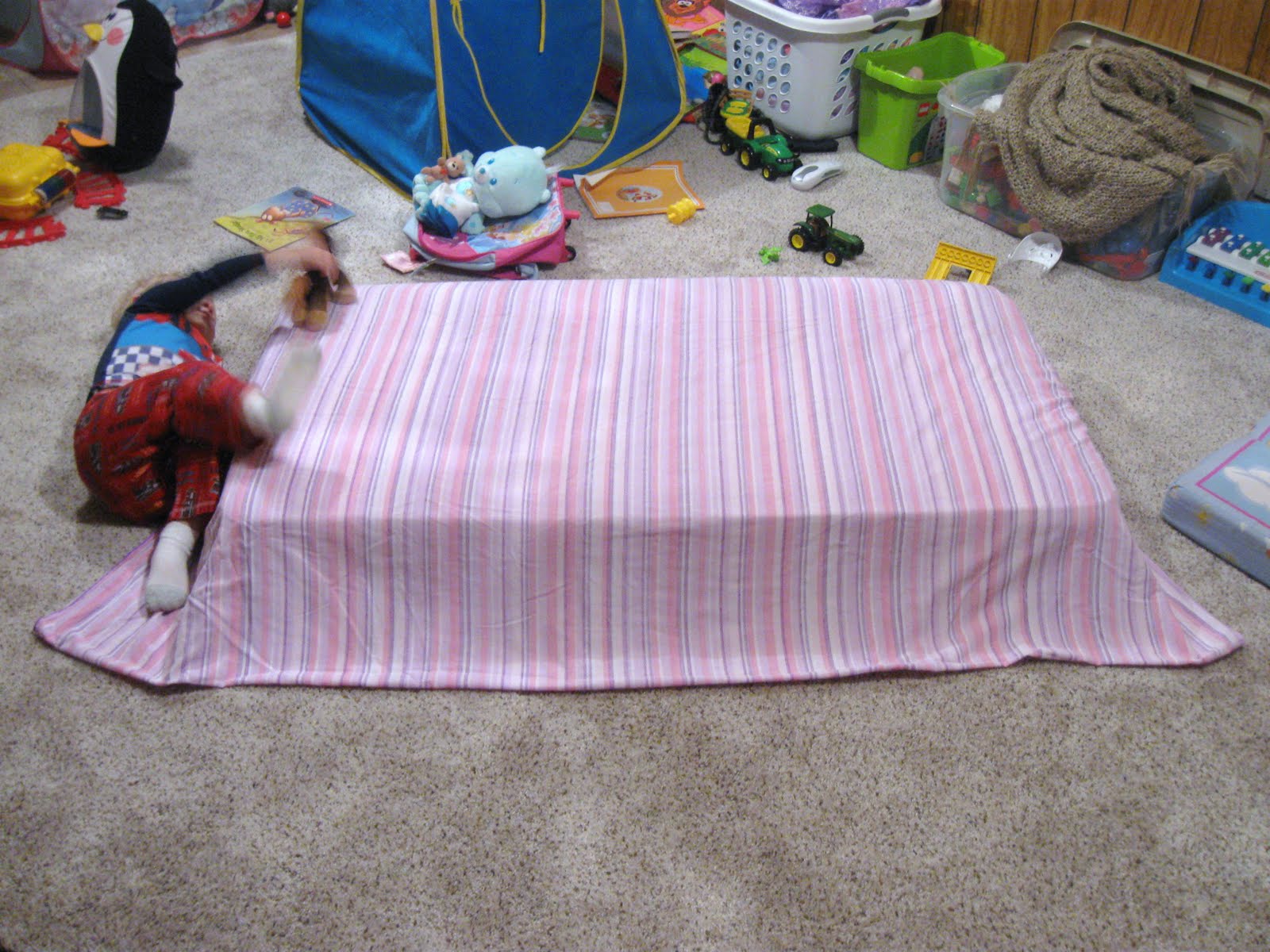A Quiet Little Life Tutorial One Double (Full) Fitted Bed Sheet to