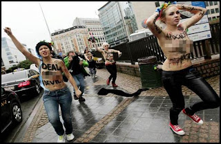 FEMEN mahu putin di humban ke neraka