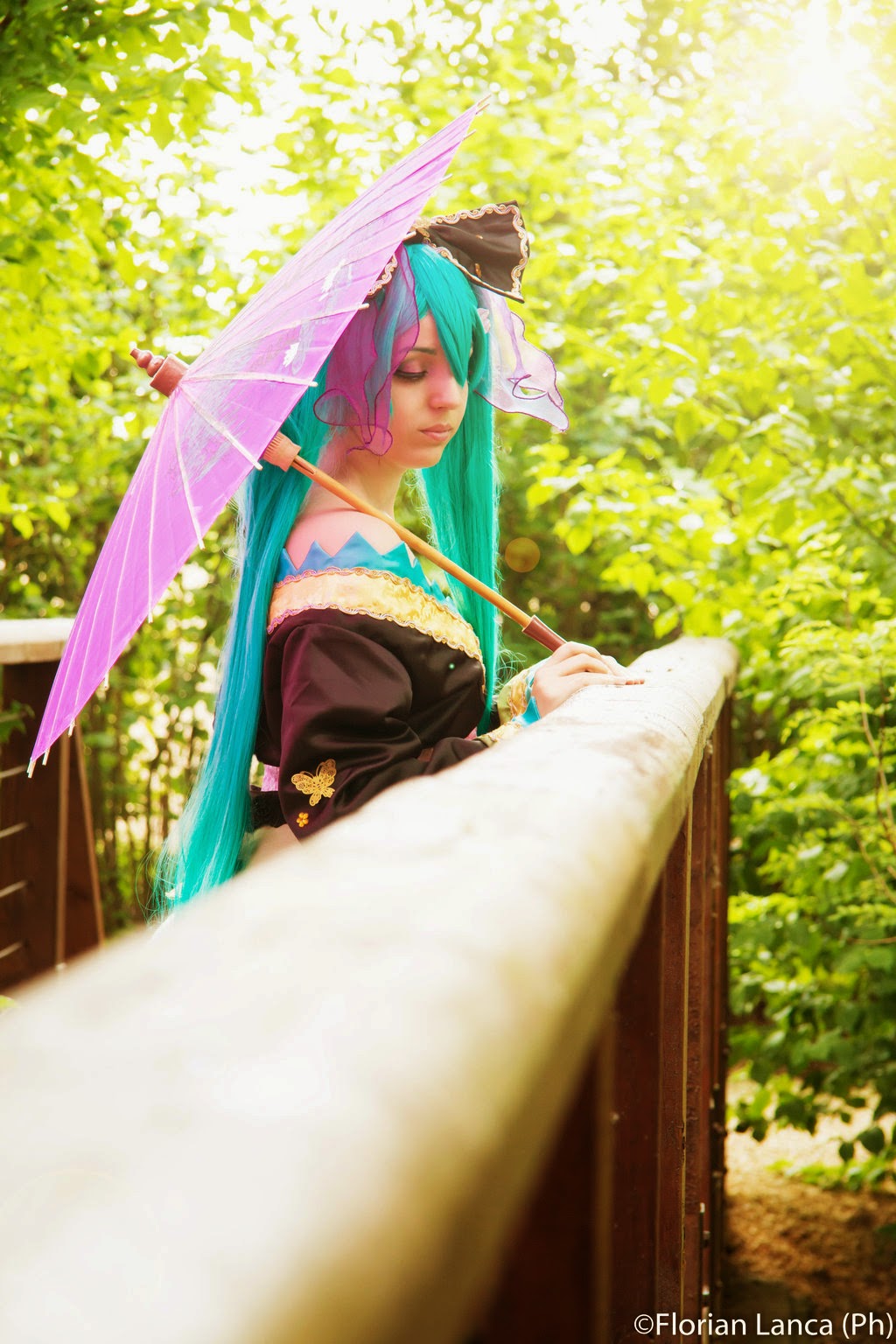 Liz Amphetamine fazendo cosplay de Hatsune Miku