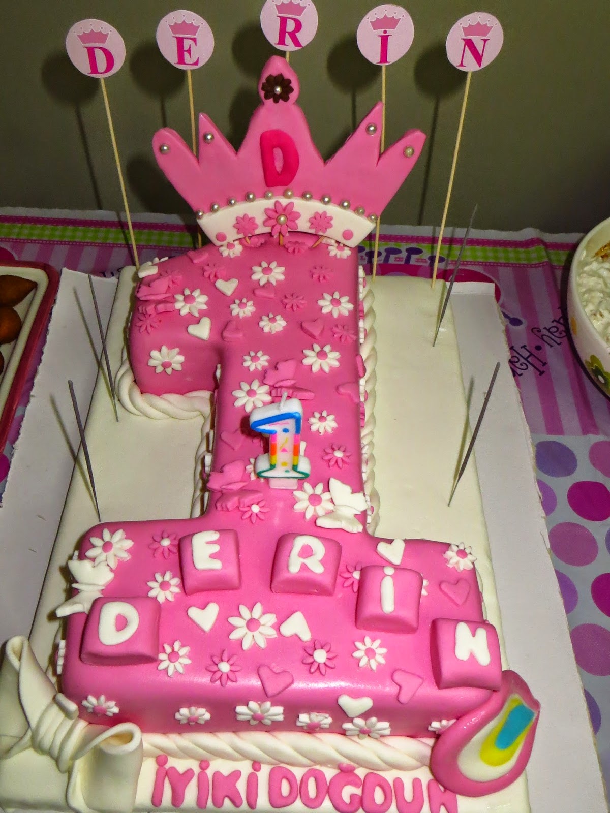 İlk yaş,ilk doğum günü heyecanı... - Yeşimle Her Telden - Hayata ve