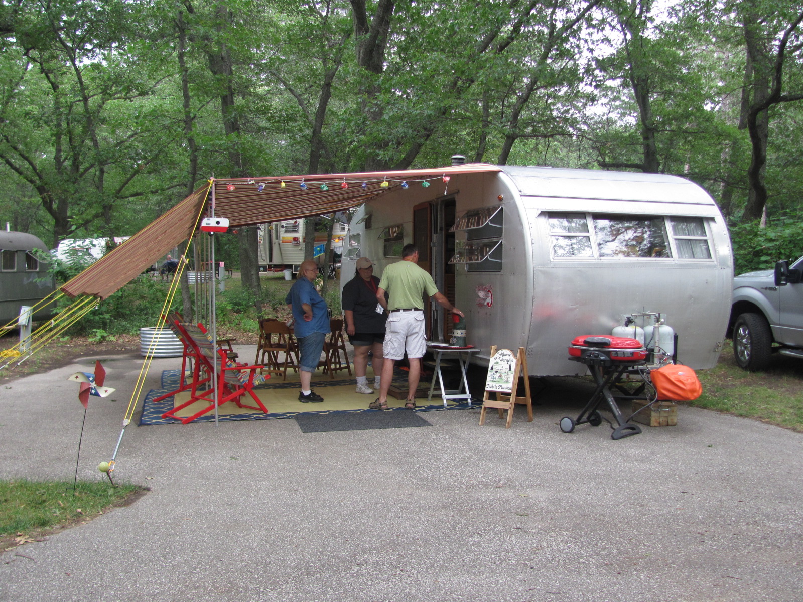 The Rusty Glider Vintage Camping with Tin Can Tourists at Port
