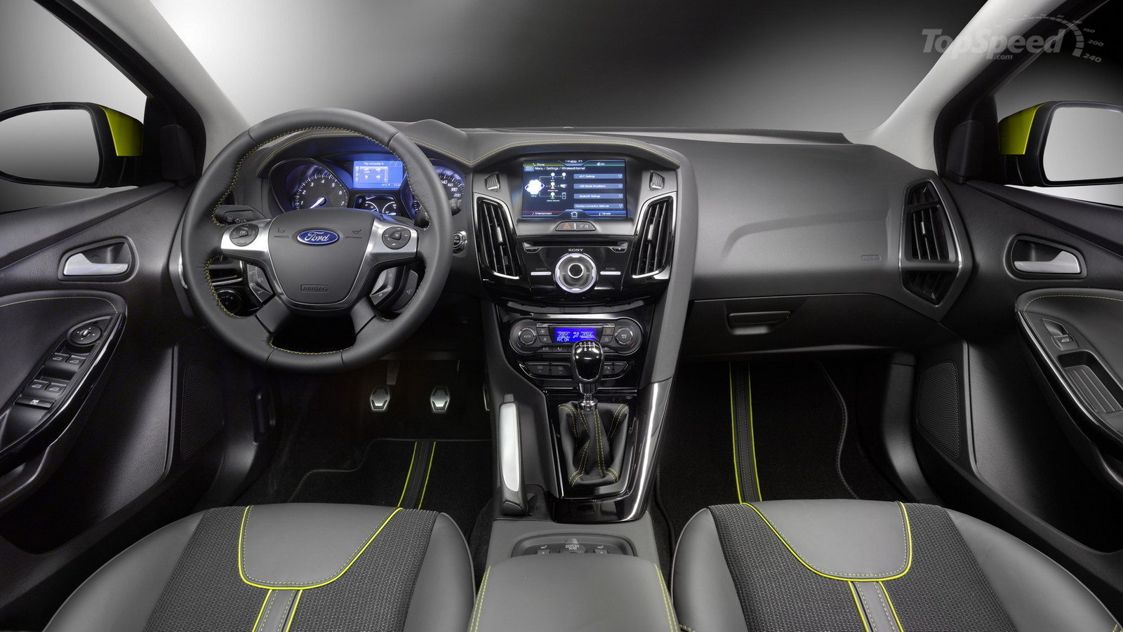 New Cars Bikes 2012 Ford Focus New Pictures Unvealed