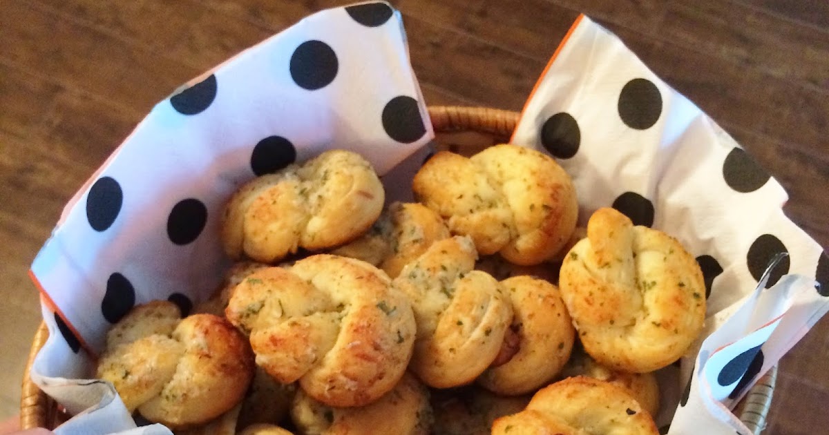 My Tiny Oven Garlic Parmesan Knots