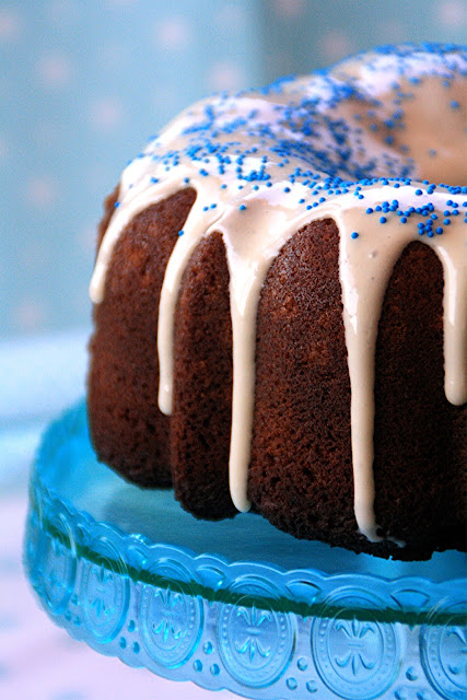 White Chocolate & Banana Bundt Cake
