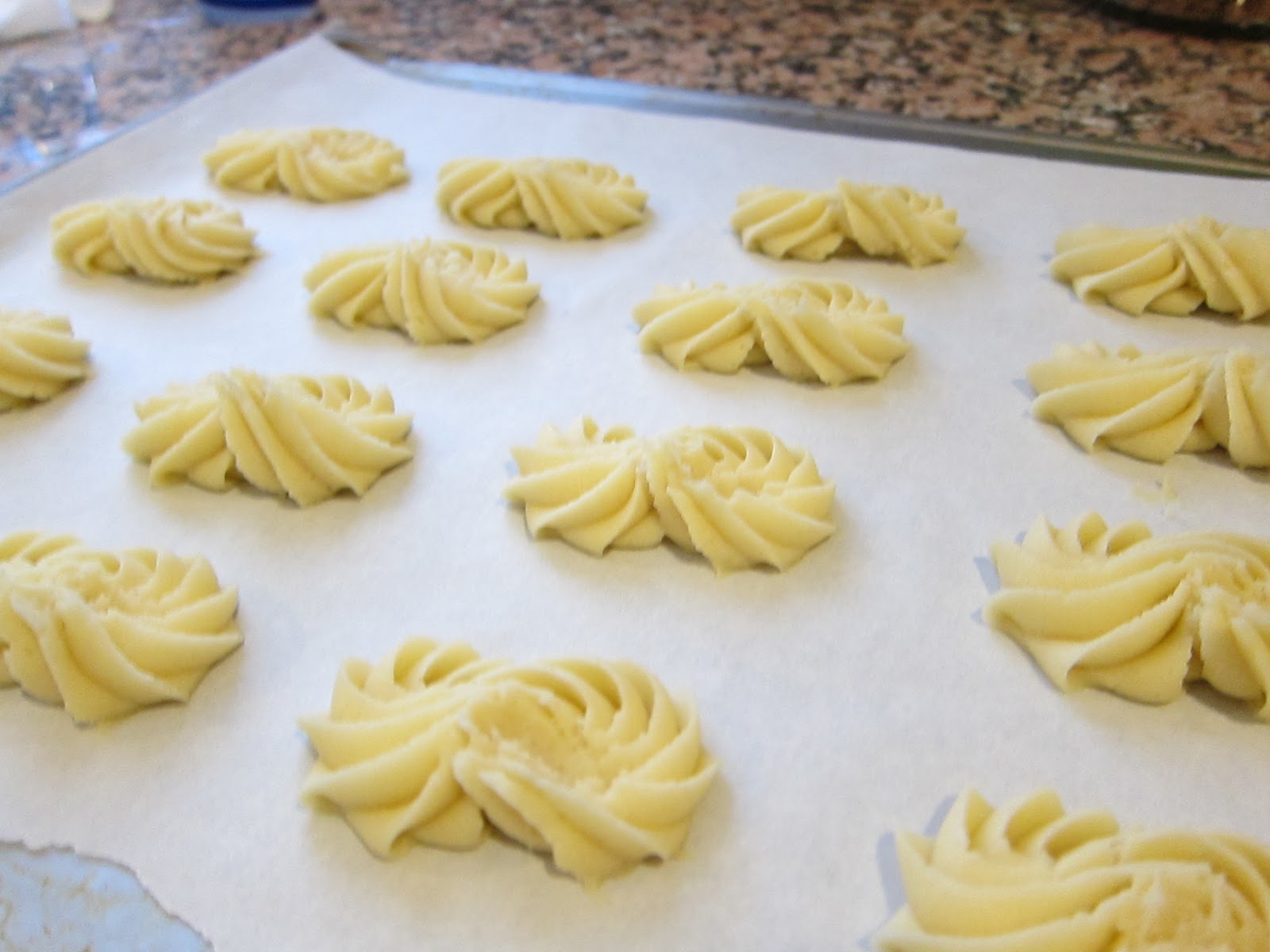 MiWonderings Piped Butter Cookies