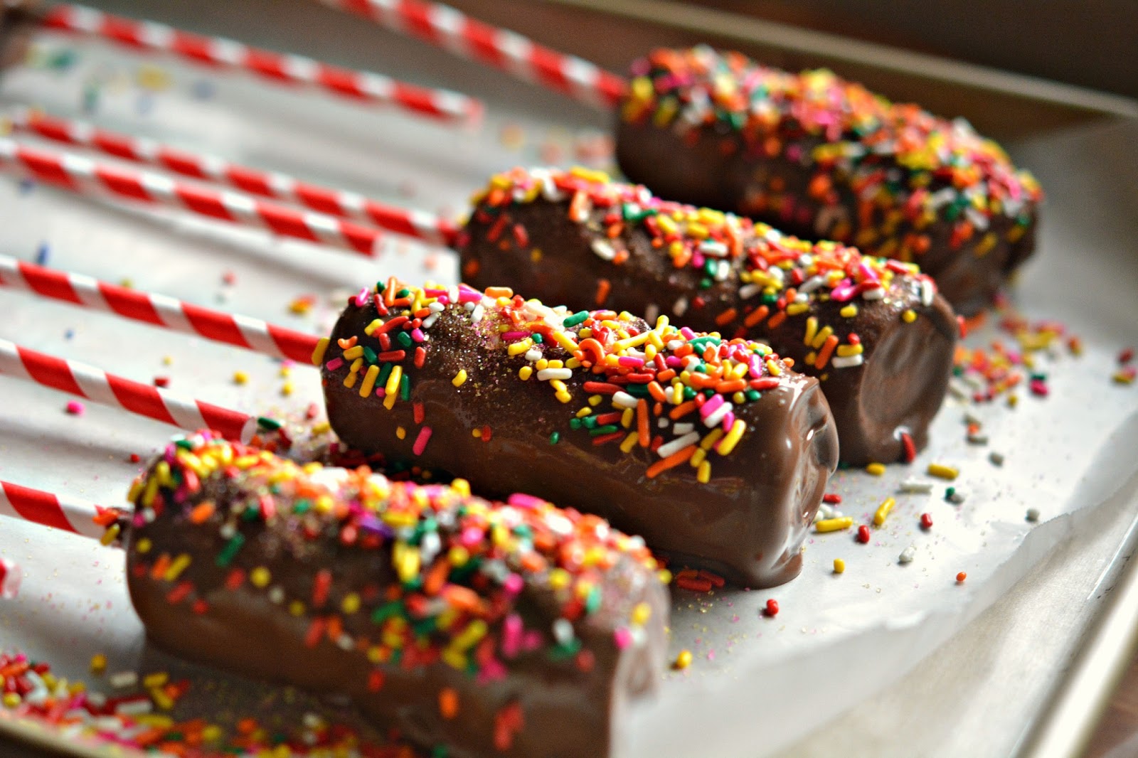 CINCO DE MAYO CHOCOLATE DIPPED MARSHMALLOW POPS Hugs and Cookies XOXO
