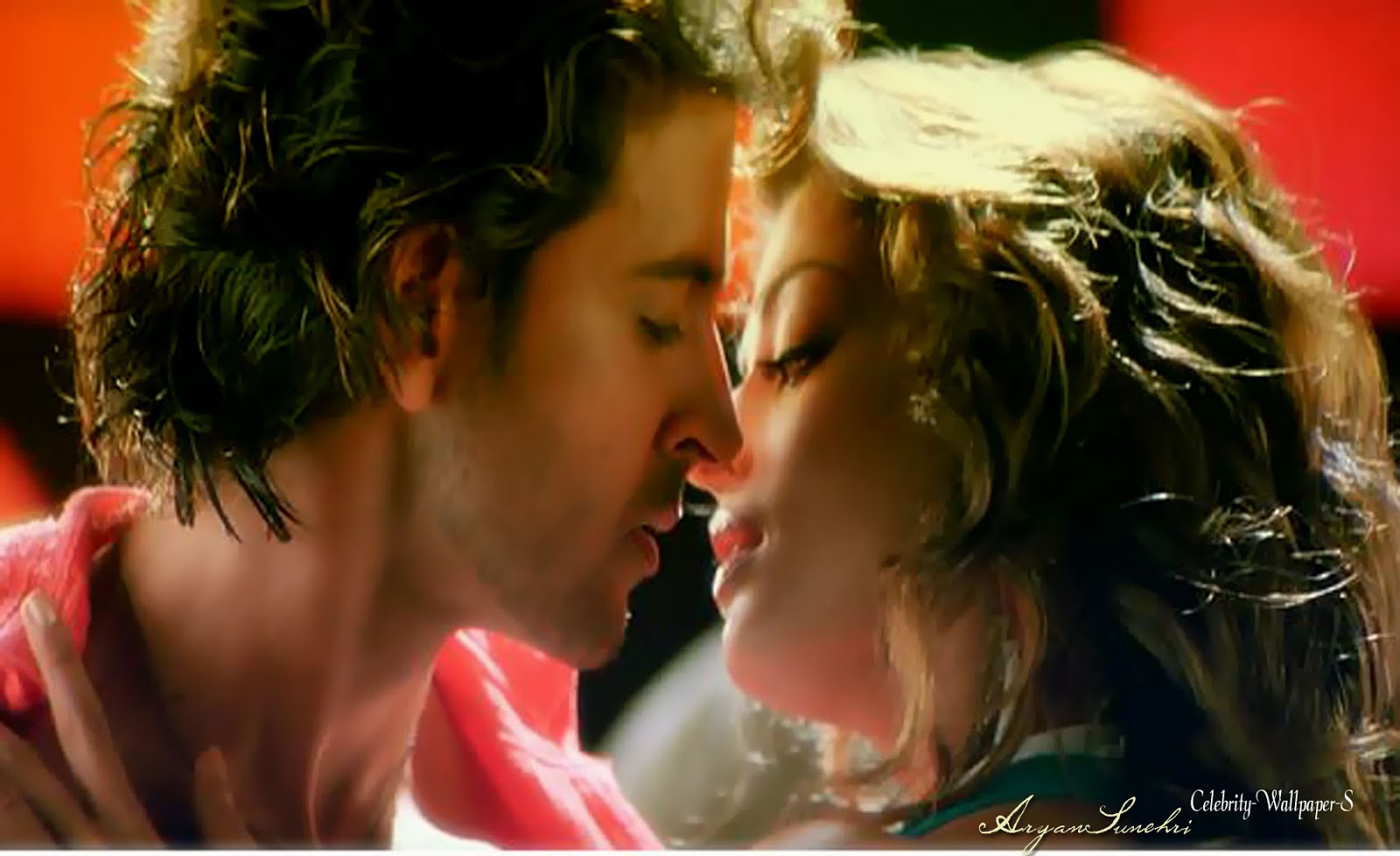 Celebrity Wallpapers Dhoom 2 Wallpaper Aryansunehri Aishwarya Rai Hrithik Roshan Hrithik roshan, abhishek bachchan, aishwarya rai, uday chopra, bipasha basu director: celebrity wallpapers