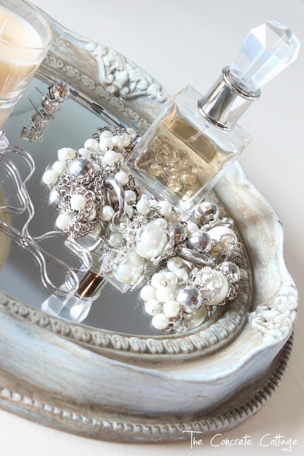 The Concrete Cottage Mirrored Jewelry Tray