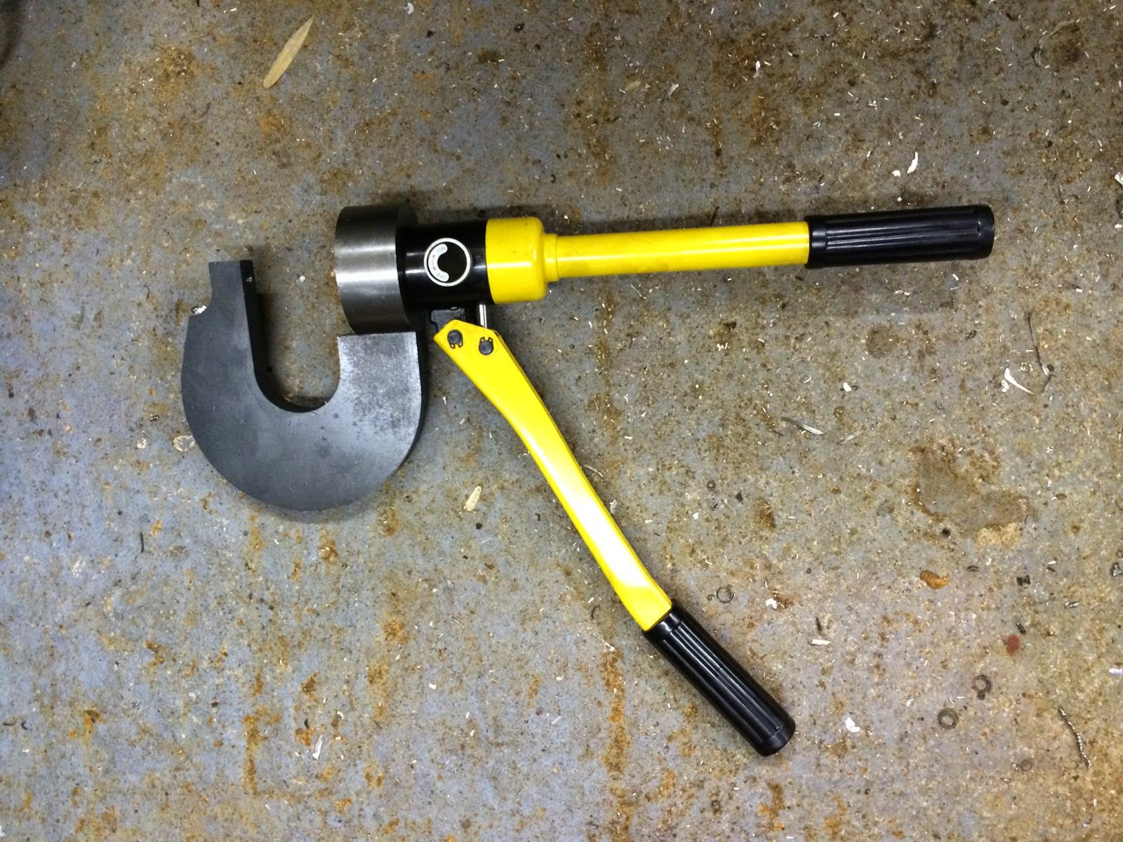 Bodgesoc Blogsoc Hydraulic Rivet Squeezer