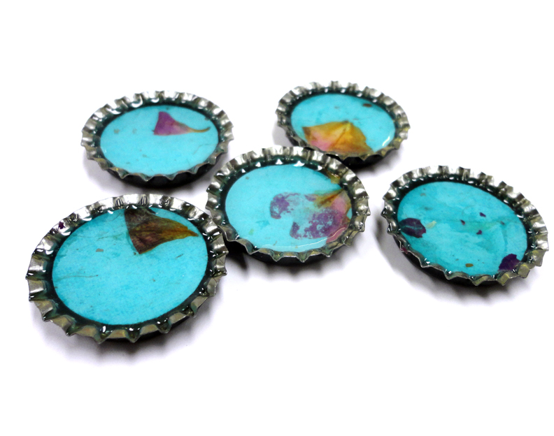 Resin Crafts Words In Resin Using RubOns