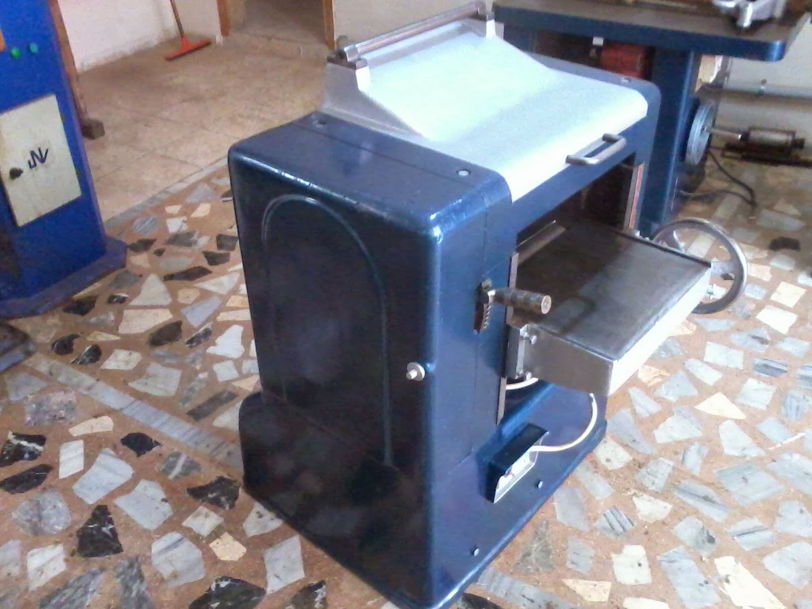 Ahsapmaksan Ahsap Isleme Ve Ikinci El Marangoz Makinalari Ikinci El 40lik Kalinlik Makinasi