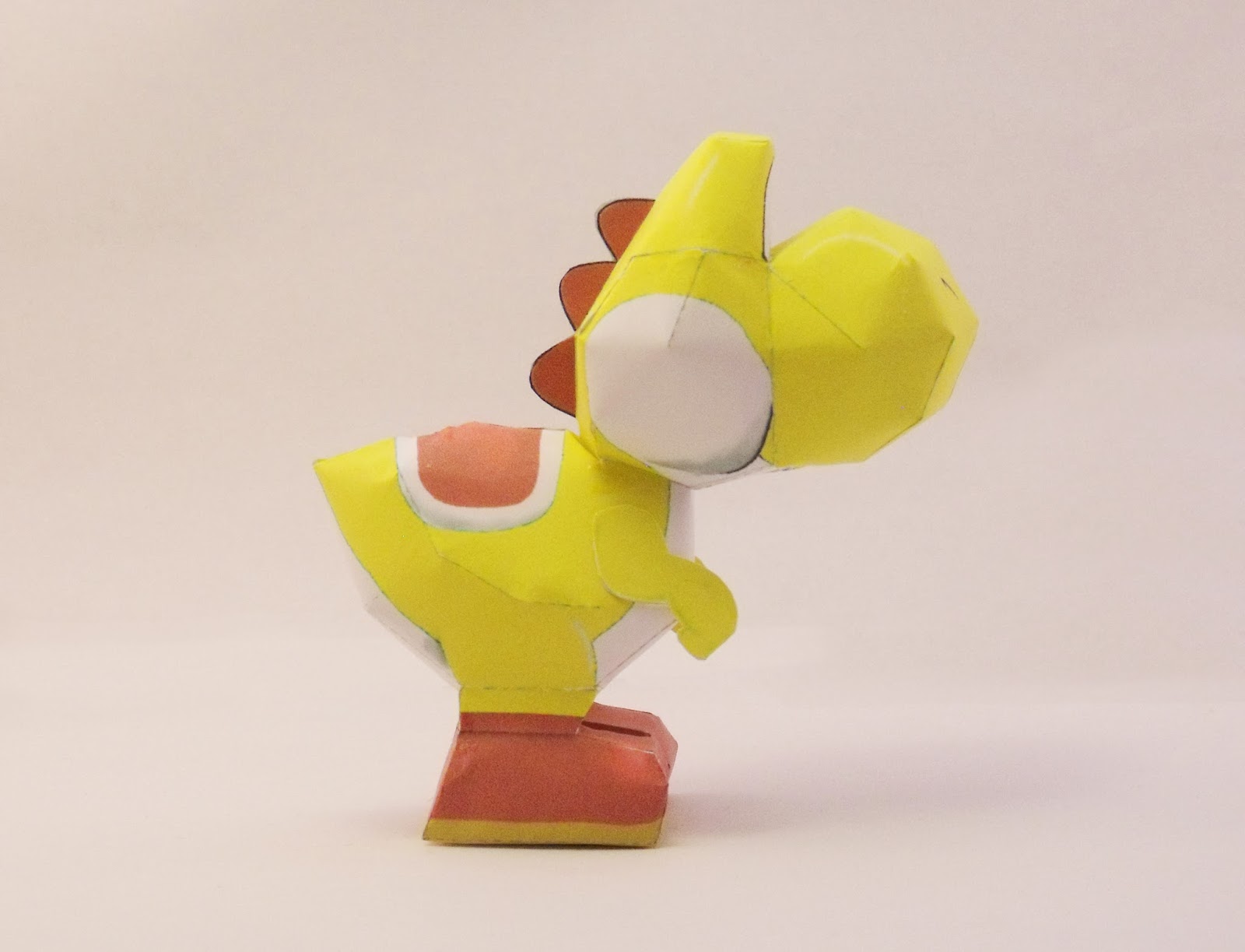 Titan Papercraft Yoshis Coloridos