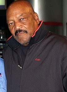 Jim Brown NFL Great, has three children: Daughter- Kim, and two Sons- Kevin and Jim Brown Jr.