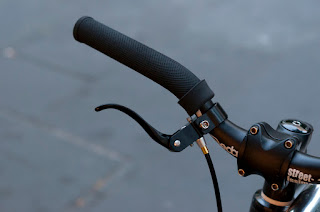 Strada, bike, bicycle, the biketorialist, biketorialist, single speed, fixed speed, fixie, Melbourne, Victoria, Australia, swanston Rd, red, frame, velocity , tim macauley, timothy macauley, strada pro, strada pro model, thick slick, miche, cranks, carbon wheels, handlebar, grips, deda