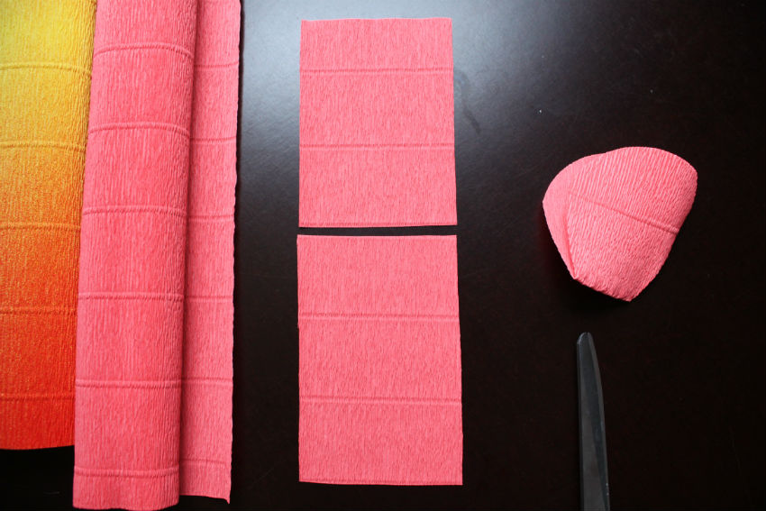 corner blog how to make crepe paper flowers (my way!)