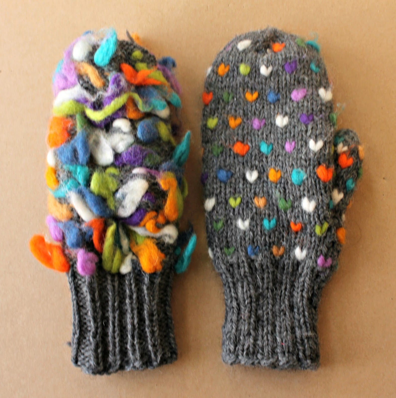 the cast on blog KNIT // thrummed mittens