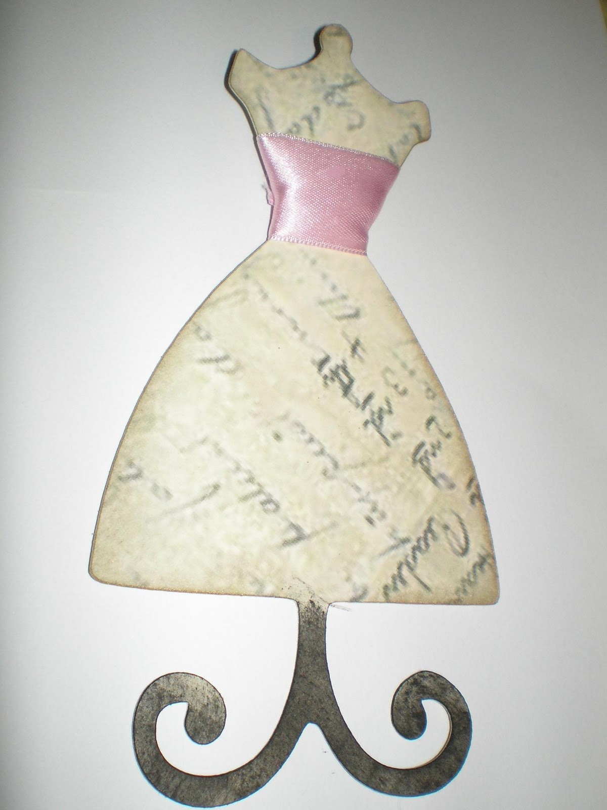 wendy`s crafting times Dress Form Tag