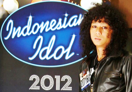 Video Yoda When I See You Smile Indonesian Idol 18 Mei 2012 YouTube