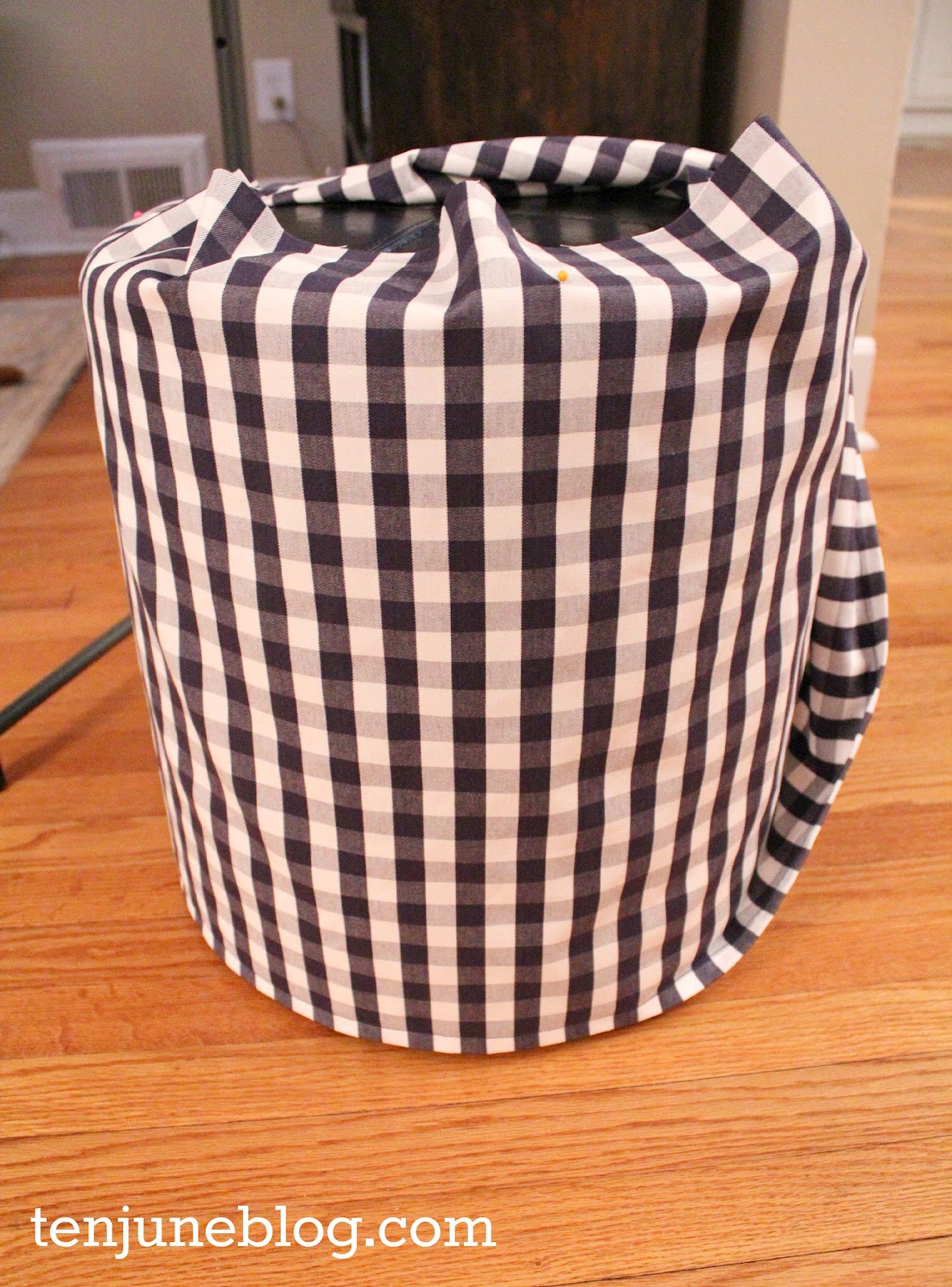 Ten June DIY Footstool / Ottoman Slip Cover with Piping Tutorial