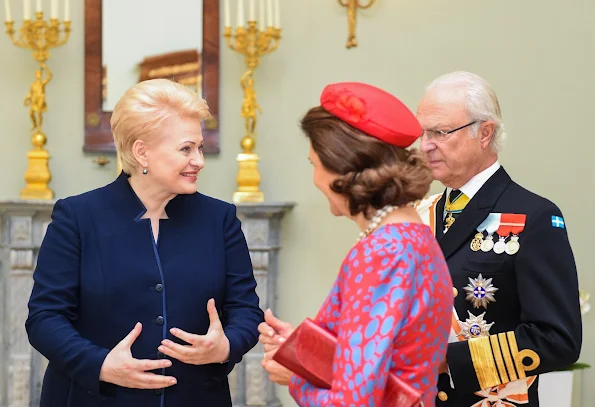 King Carl XVI Gustaf and Queen Silvia of Sweden met with President Dalia Grybauskaitė of Lithuania at the Presidential palace 