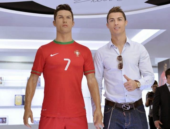 Nubdish Blogspot Cristiano Ronaldo Sends Hair Stylist To Sweetly