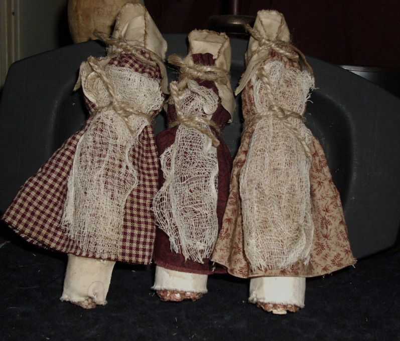 Pilgrims & Pioneers Primitives Corn Cob Dolls