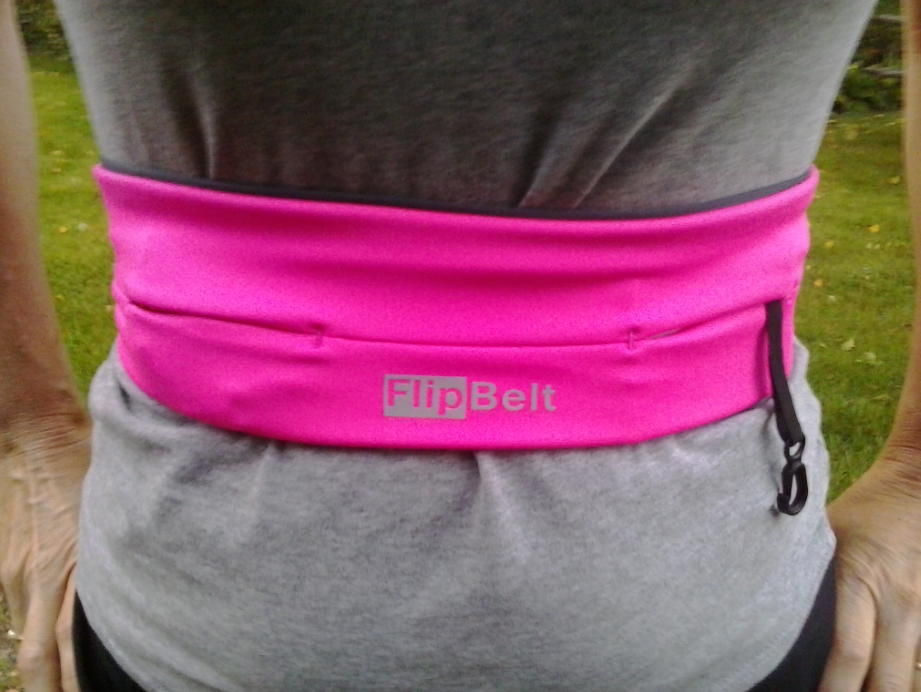 Flipbelt a product review. Explanation about the FlipBelt. Mom's