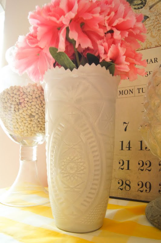 K.I.S.S. {Keep It Simple, Sister} Dollar store milk glass