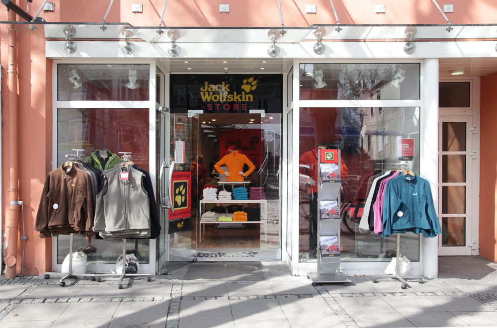 Martin Stolz Outdoor Waren Handelsgesellschaft mbH Unser Jack Wolfskin