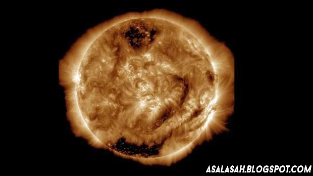 http://asalasah.blogspot.com/2015/01/foto-ke-100-juta-matahari-oleh-nasa.html