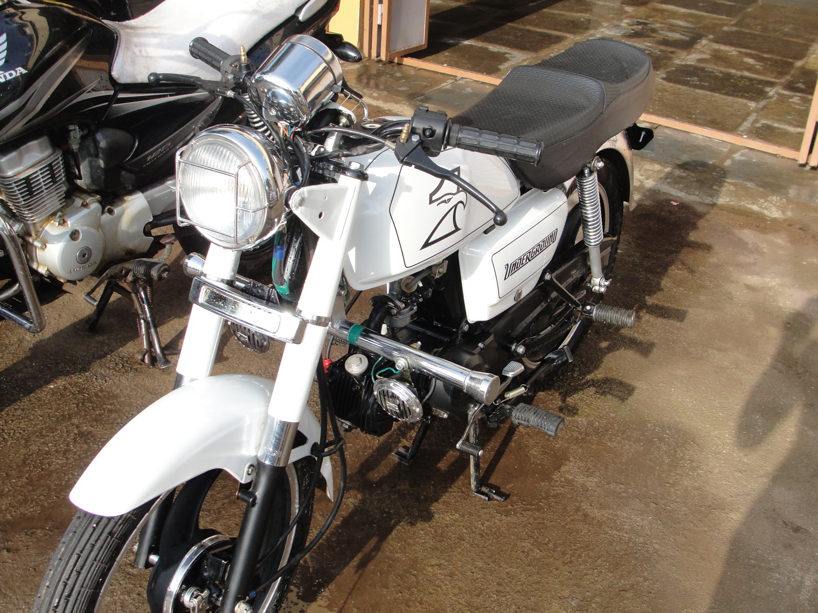 Hero Honda Cd 100 Ss Modified Bike