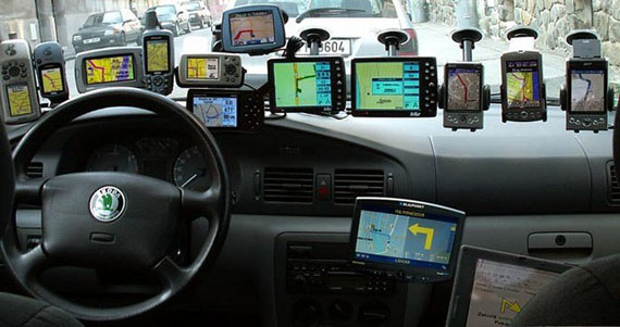 Foto-Foto dan Gambar-Gambar Mobil Unik yang Paling Lucu di Dunia