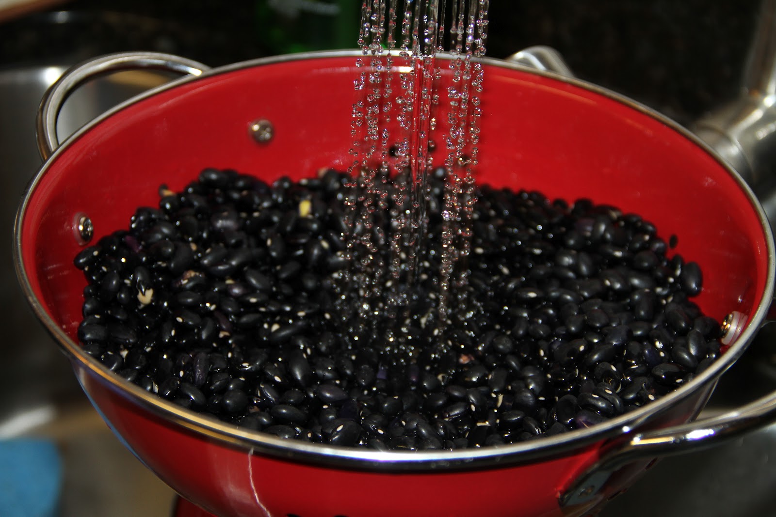 Jacki and John Ate This Dry Black Beans in a Slow Cooker