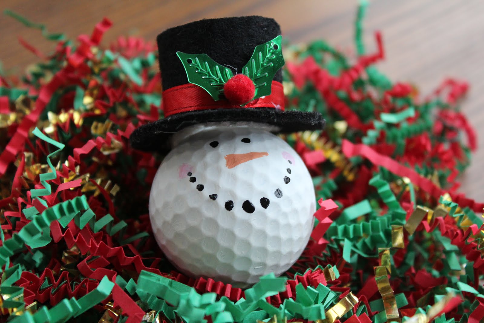 A Sweet Simple Southern Life DIY Christmas Golf Ball Ornaments