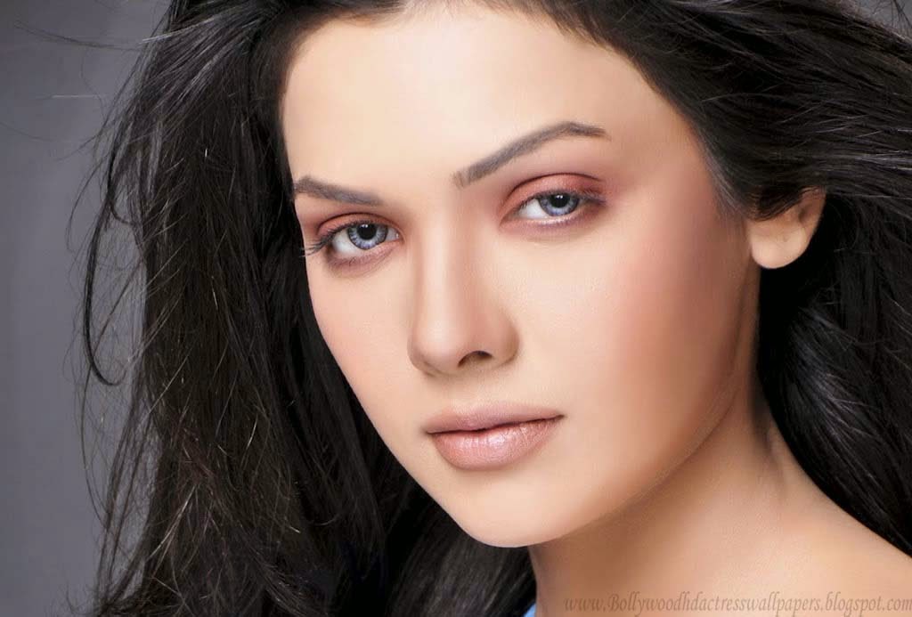 Sara loren hd wallpapers