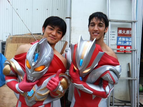Aktor di balik kostum Ultraman Max dan Ultraman Mebius