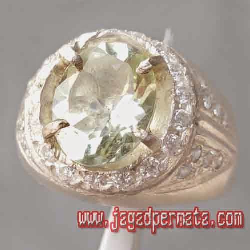 Batu Permata Colorles Quartz Batu Permata Colorles Quartz
