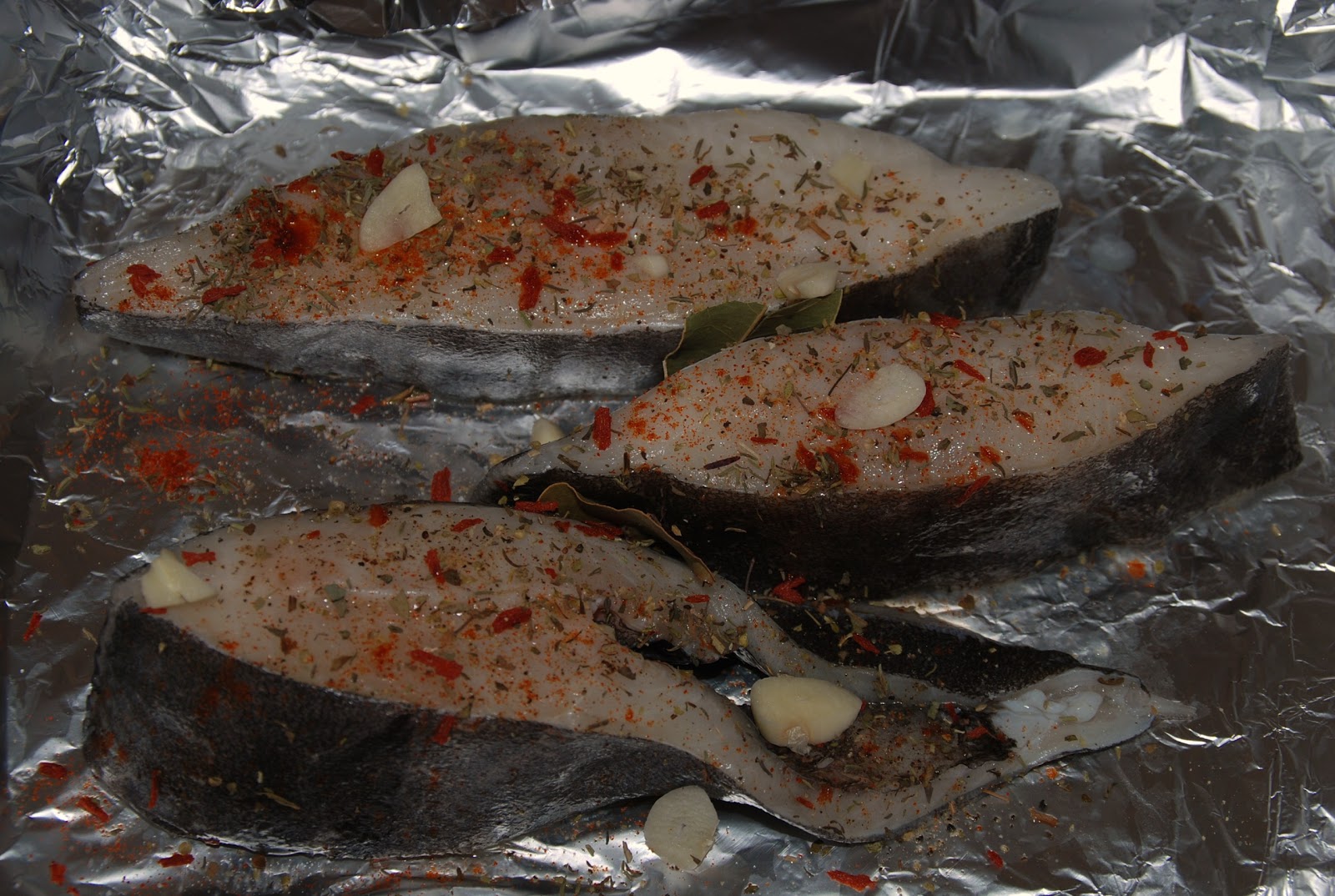 Wyżyj się kulinarnie Halibut pieczony z ziołami