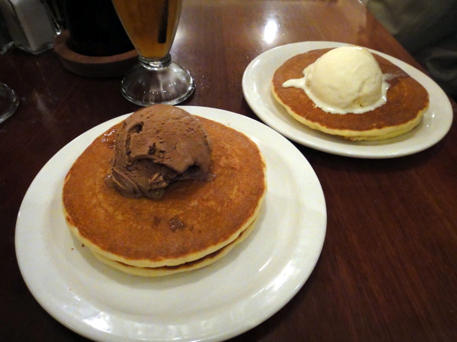 Yellow Eggs Pancake Parlour