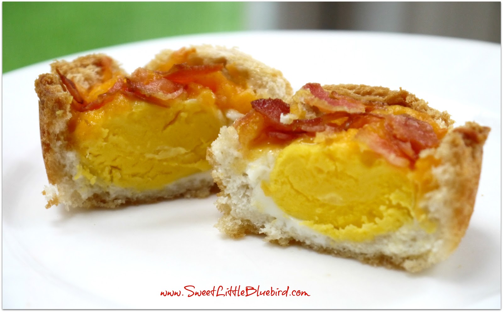 Bacon, Egg & Cheese Muffins On The Go... Sweet Little Bluebird