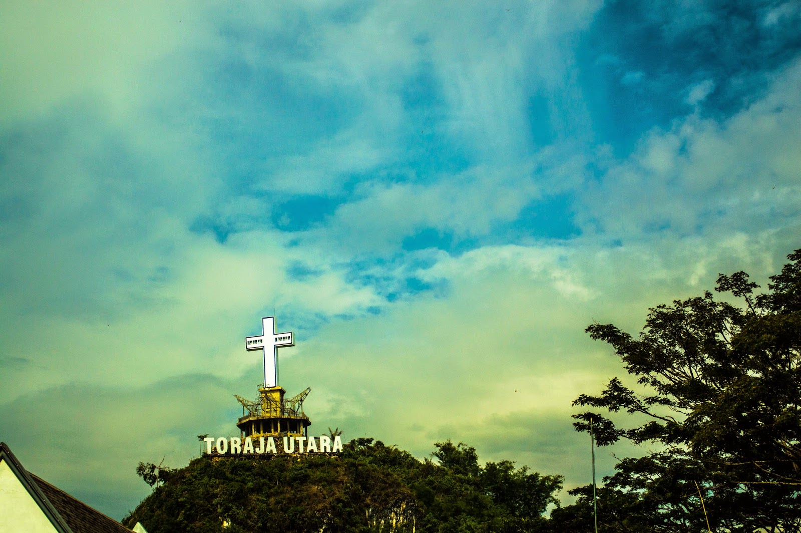 Menjelajah Toraja dan Sekitarnya The Amazing Grave