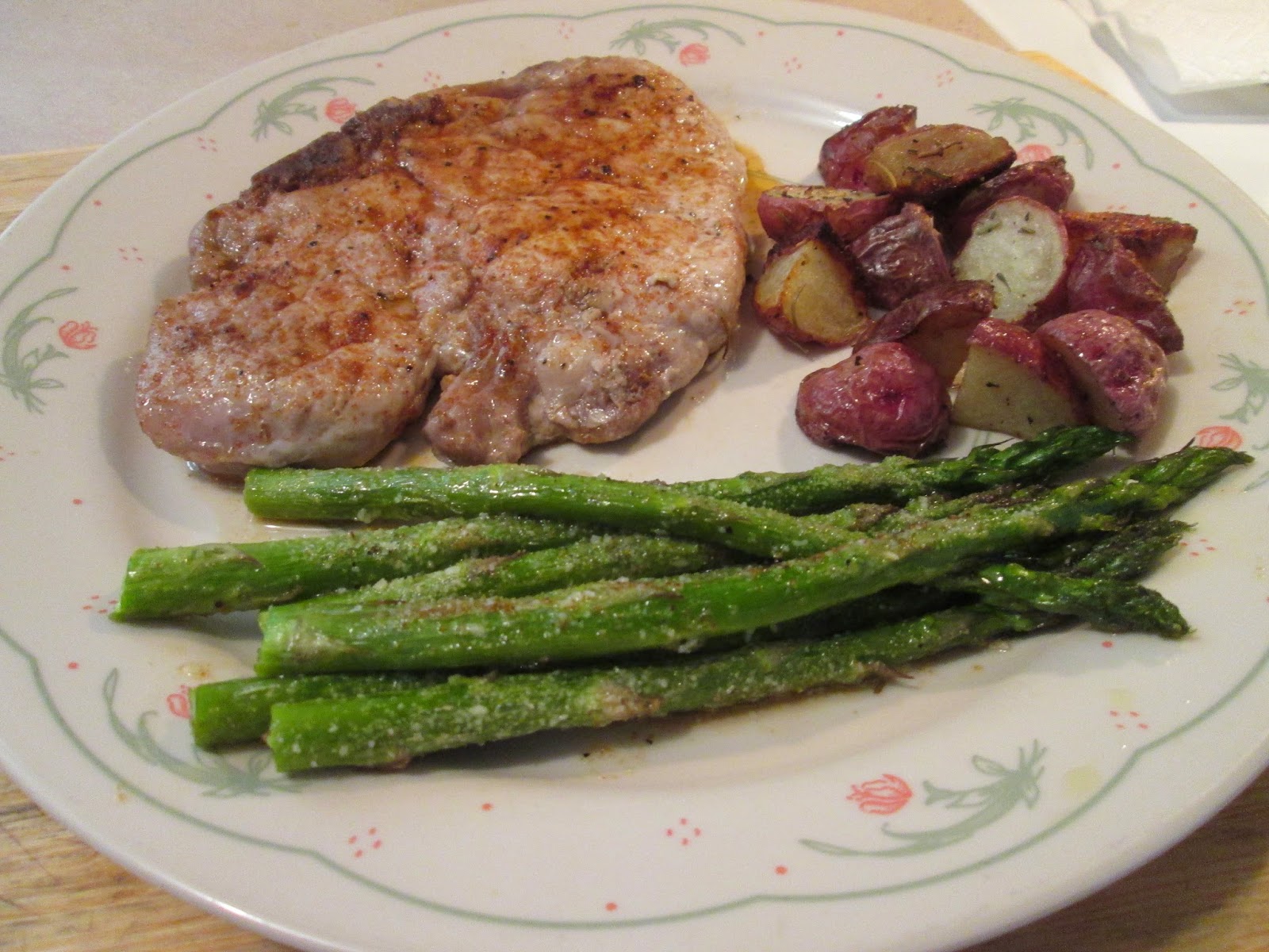 paprika pork chops w/ fresh roasted asparagus and roasted red potatoes