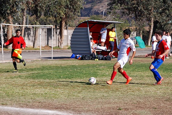 http://www.sanignacio.cl/Blogger/Deportes/2015/1905/DSC_0763.jpg