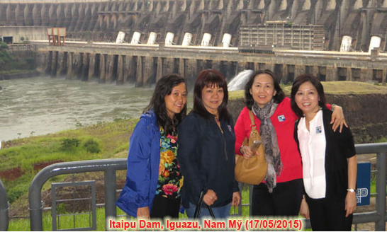 [Image: khach-peru.PNG]